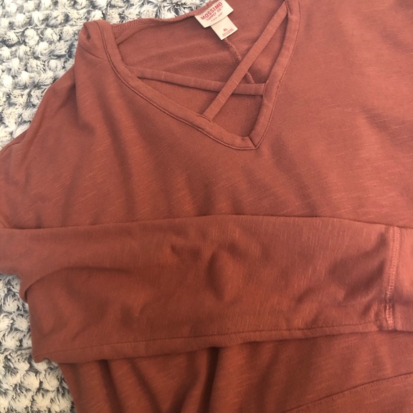 Hooded long sleeve top - Picture 1 of 5